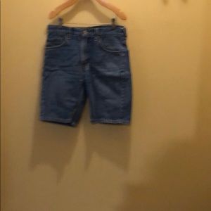 Men’s Levi’s shorts size W30